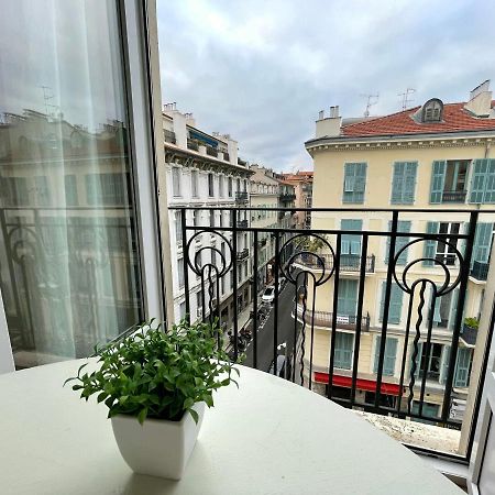 Nice Renting - Notre Dame - Cosy Loft Perfect View On The Roofs ภายนอก รูปภาพ