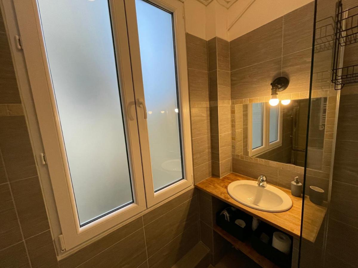 Nice Renting - Notre Dame - Cosy Loft Perfect View On The Roofs ภายนอก รูปภาพ